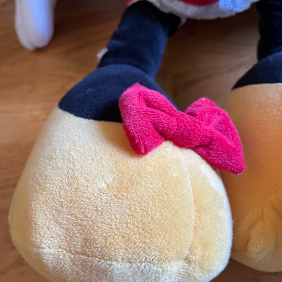 EUC Disney Store Red Minnie Mouse Large Plush - Picture 3 of 5